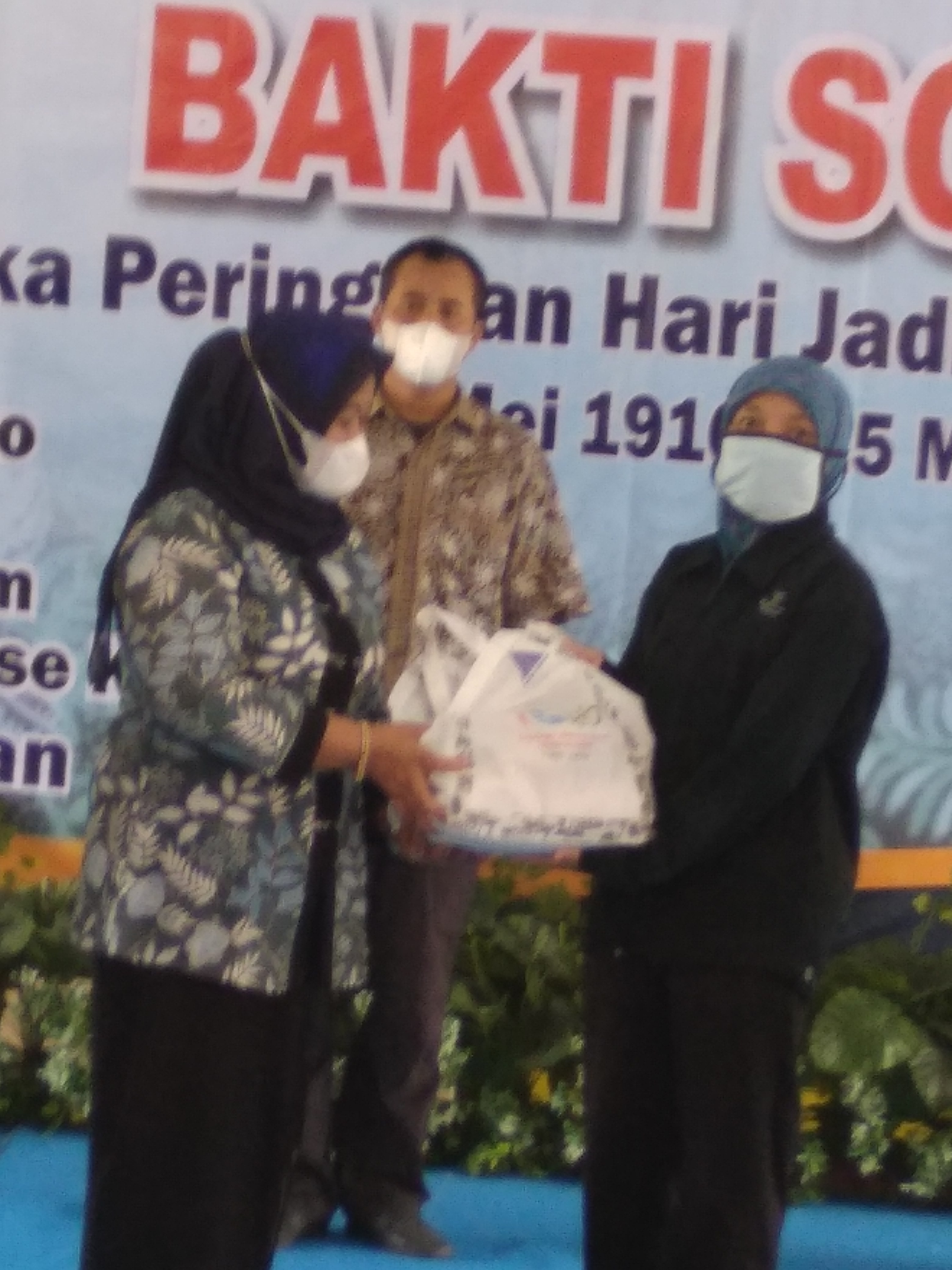 Bupati Sleman Lakukan Bakti Sosial di Sumbersari