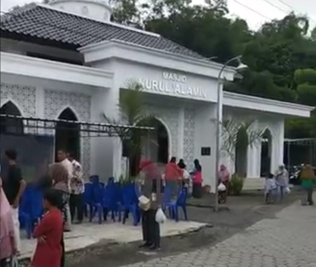 Perjalanan di Balik Kemegahan Masjid Nurul Alamin Majegan
