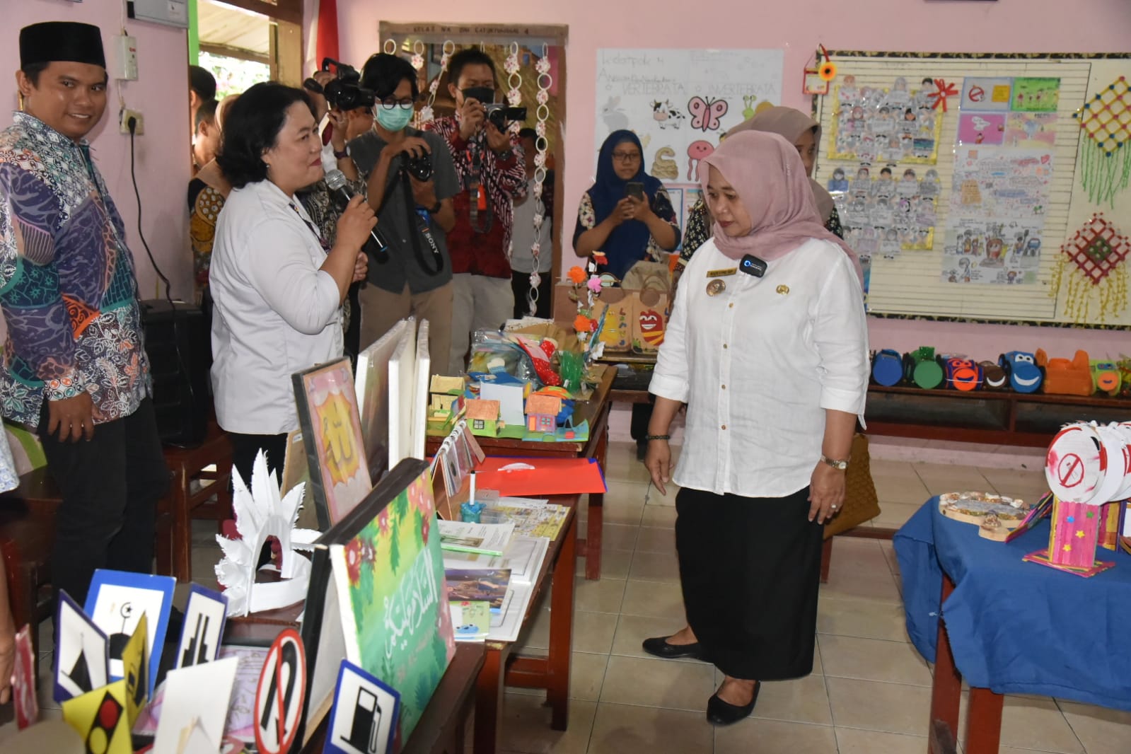 Bupati Kustini Buka Gelar Karya Merdeka di SDN Condongcatur, Ajang Unjuk Kreativitas Siswa dan Guru
