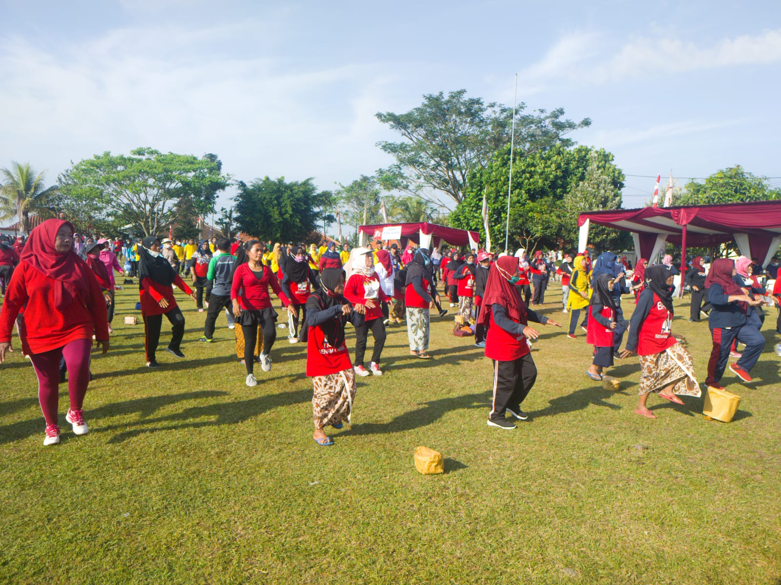 Bupati Sleman Hadiri Senam Massal Sleman Bangkit di Kapanewon Cangkringan 