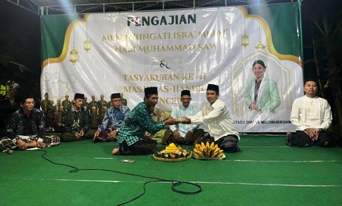 Peringatan Isra Mi’raj dan Ultah ke-41 Masjid As-Hanur Ngincep Bantul Berlangsung Meriah