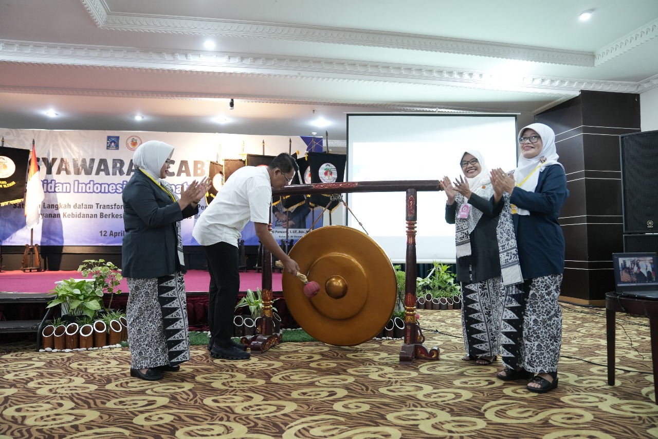 Wabup Sleman Buka Muscab IBI: Bidan Jadi Garda Depan Transformasi Layanan Kesehatan