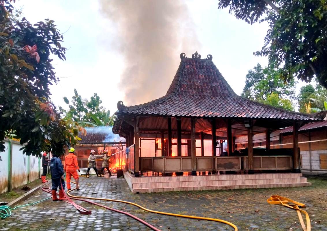 Korsleting Listrik Picu Kebakaran Rumah di Bantul, Kerugian Capai Rp90 Juta