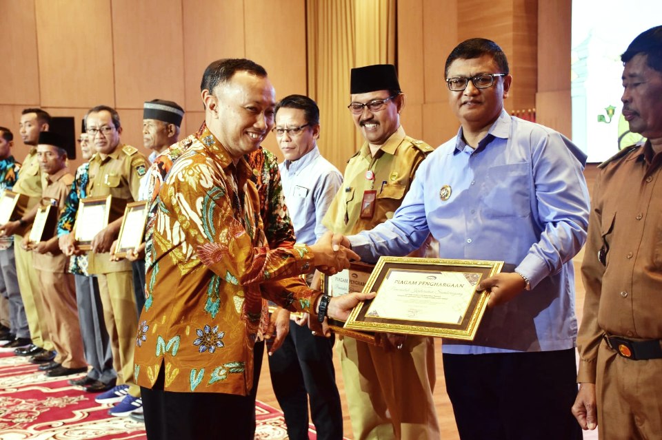 Lurah Yudi Fahrudin Kembangkan Lapangan Sumberagung Jadi Pusat Kuliner dan UMKM Dongkrak PAD