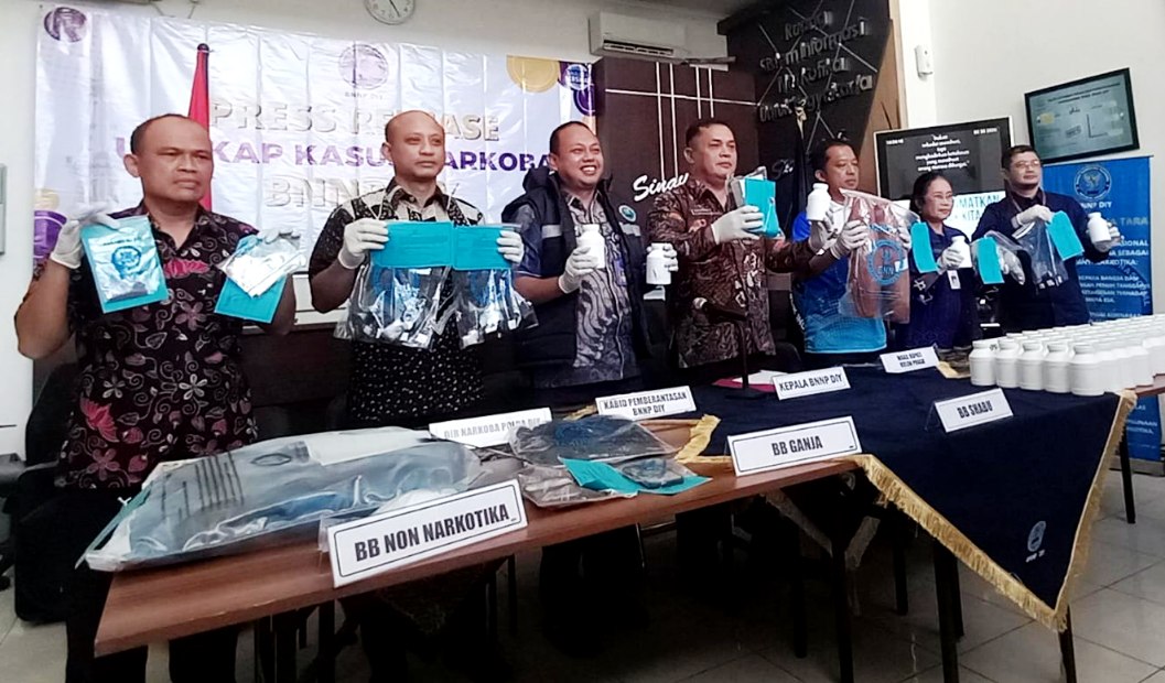 BNNP DIY Gagalkan Jaringan Narkoba Lintas Provinsi, Sita 93 Ribu Pil dan 2,7 Kg Ganja
