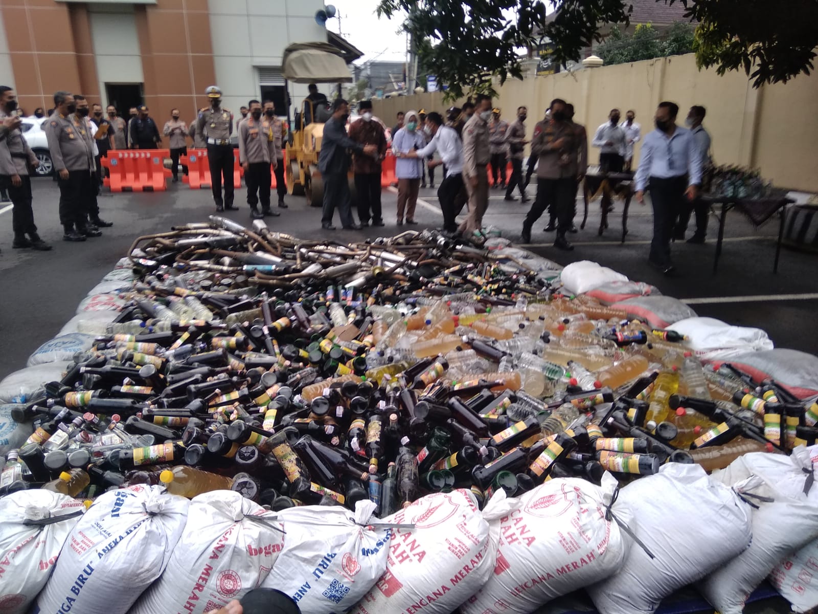 Kepolisian Daerah Istimewa Yogyakarta  Musnahkan Barang Bukti hasil Operasi Pekat Progo-2022