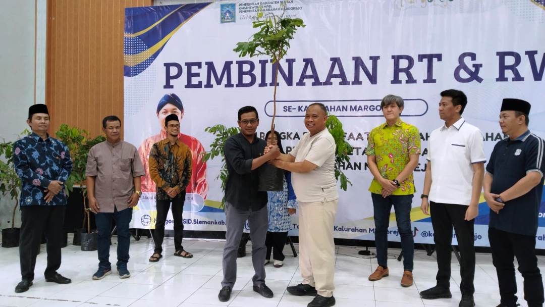 Kelengkengisasi Harus Dikuasai Rakyat, Bukan Korporasi